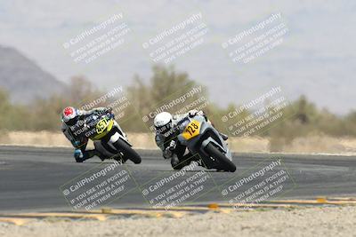 media/Apr-20-2025-CVMA (Sun) [[39090e8767]]/Race 11-500-350 Supersport (Holeshot)/
